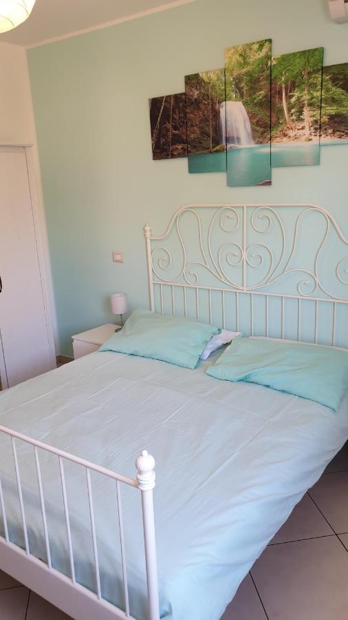 Iriss Bed & Breakfast Taormina Bagian luar foto