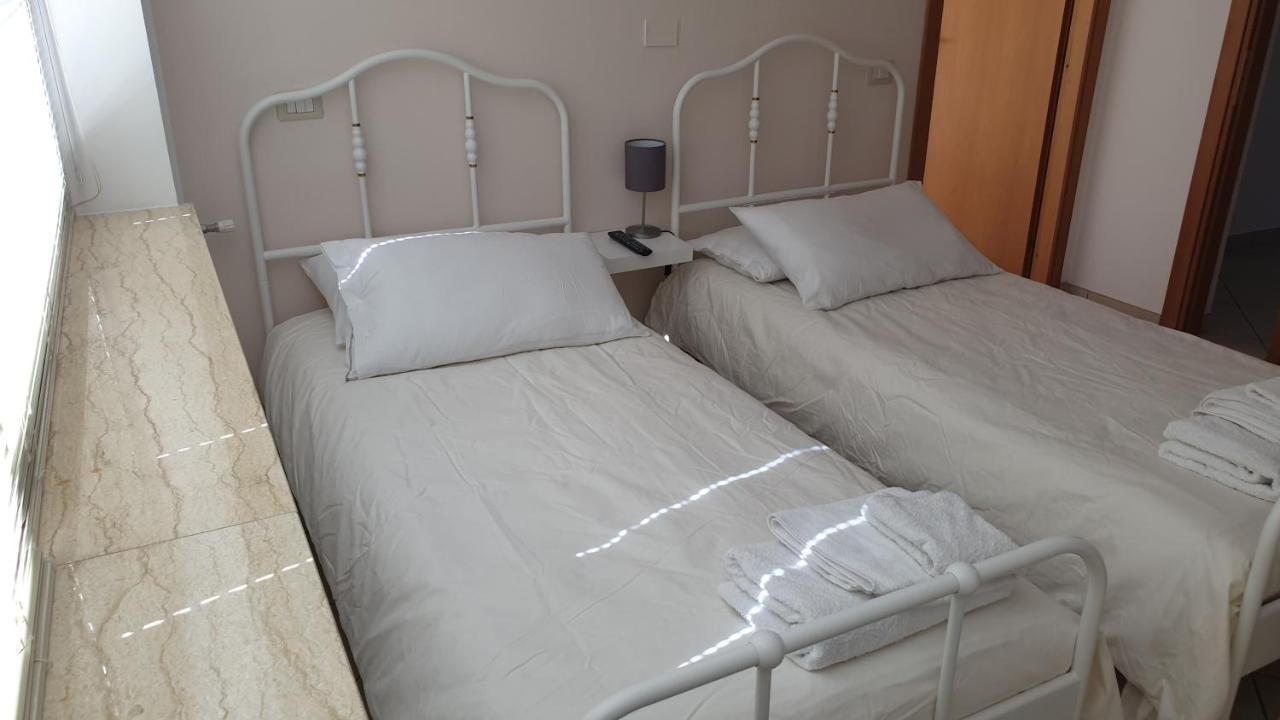 Iriss Bed & Breakfast Taormina Bagian luar foto
