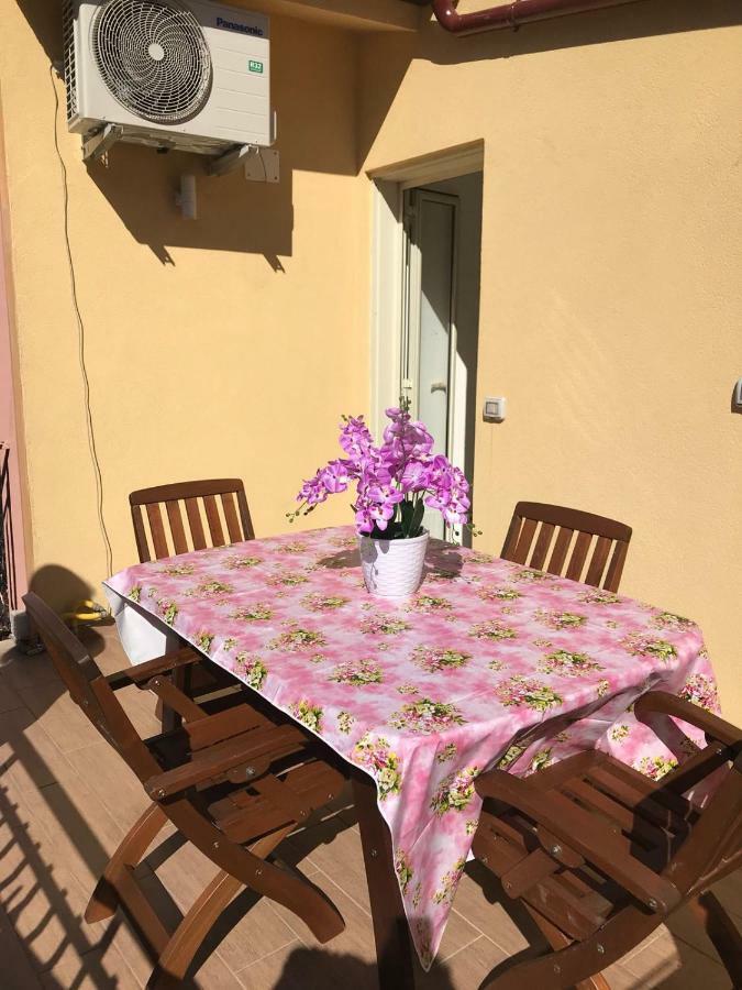 Iriss Bed & Breakfast Taormina Bagian luar foto